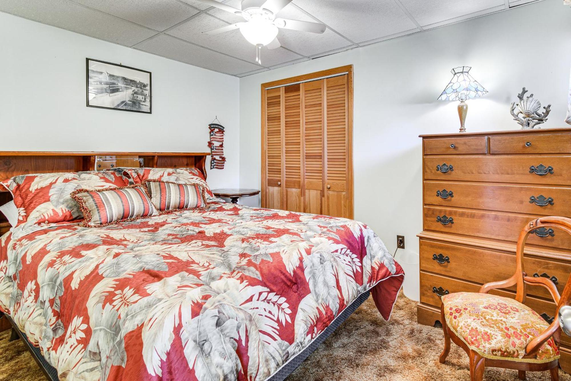 Waterfront Wolcott Vacation Rental With Deck And Views 외부 사진