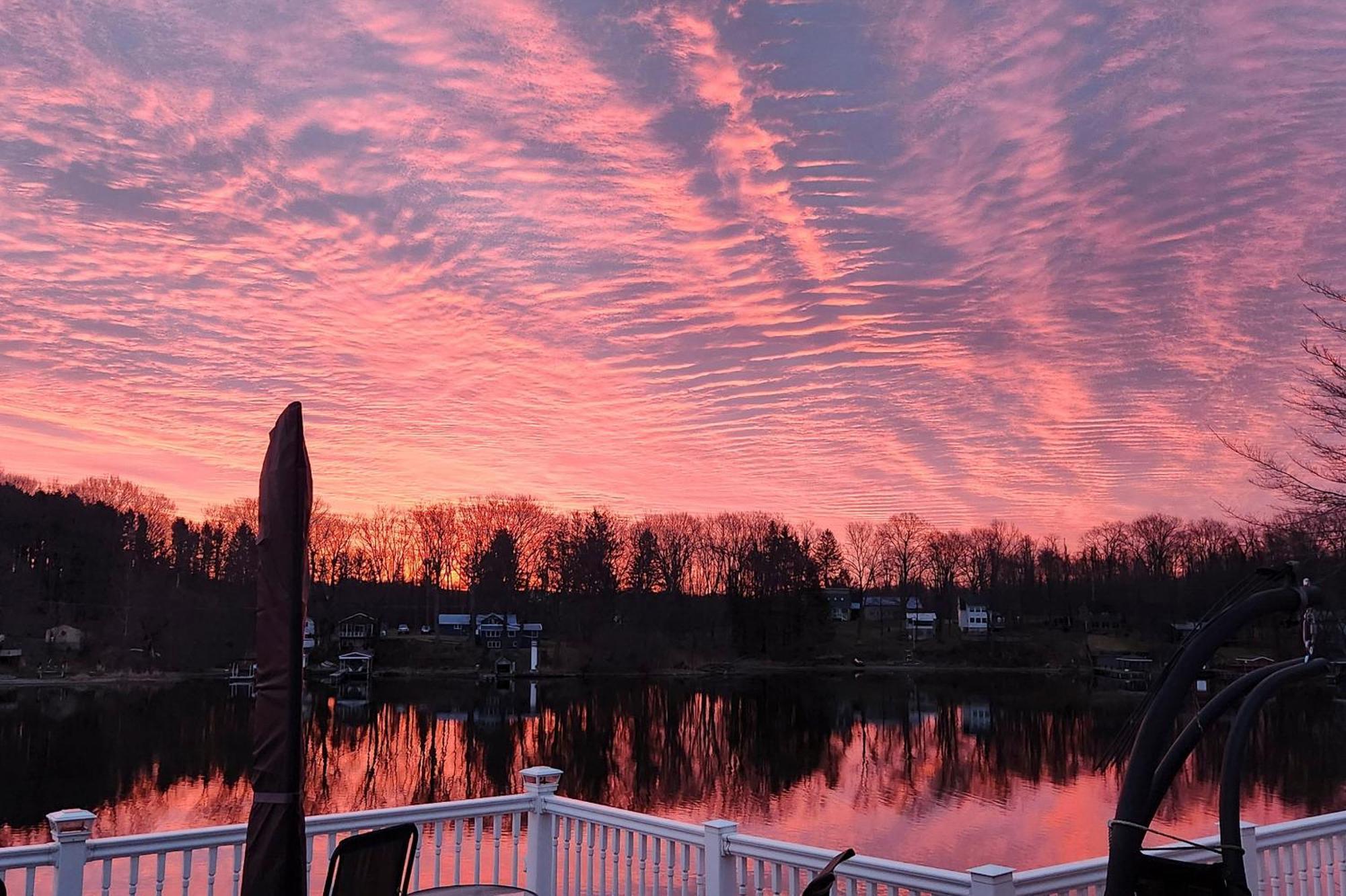 Waterfront Wolcott Vacation Rental With Deck And Views 외부 사진