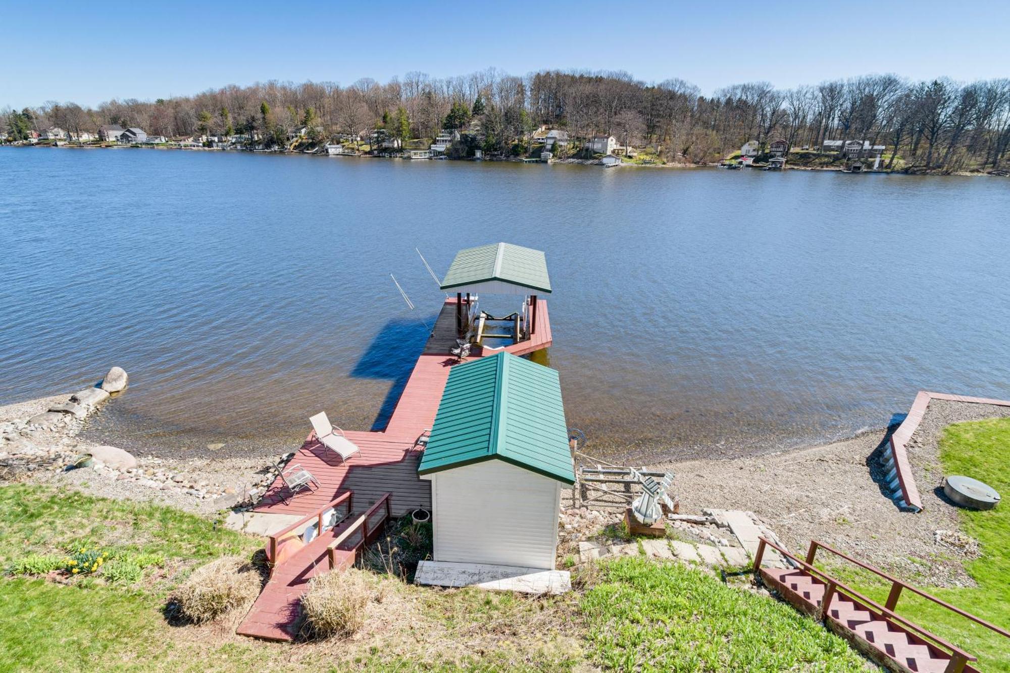 Waterfront Wolcott Vacation Rental With Deck And Views 외부 사진